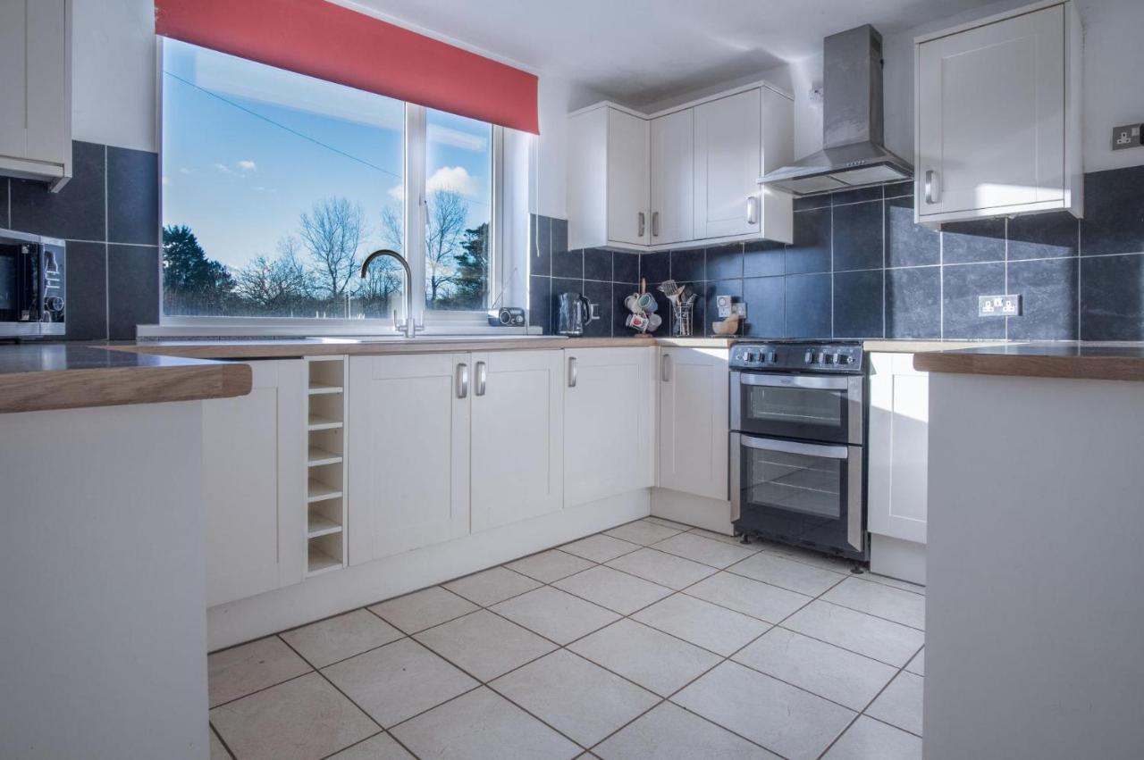 Maytree Cottage - 4 Bedroom Holiday Home - Tenby Kültér fotó