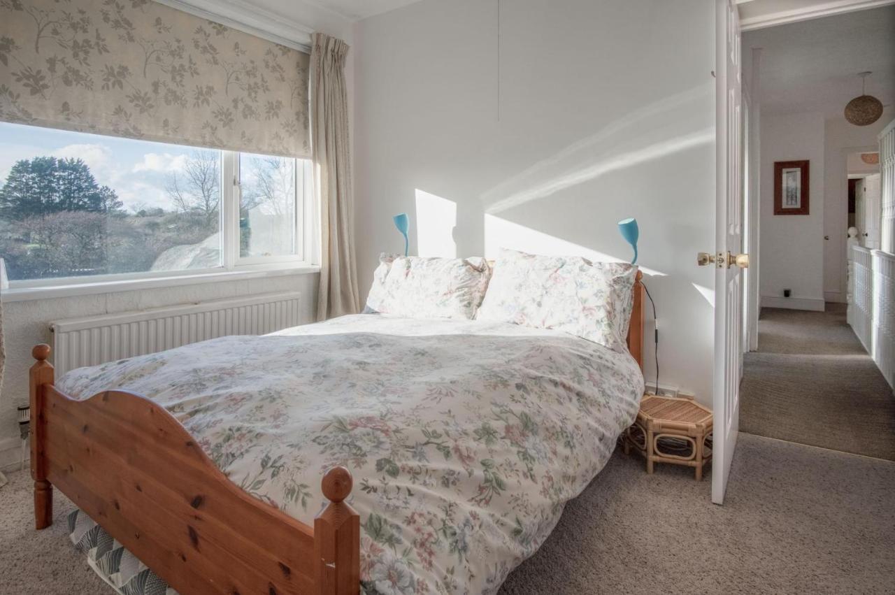 Maytree Cottage - 4 Bedroom Holiday Home - Tenby Kültér fotó