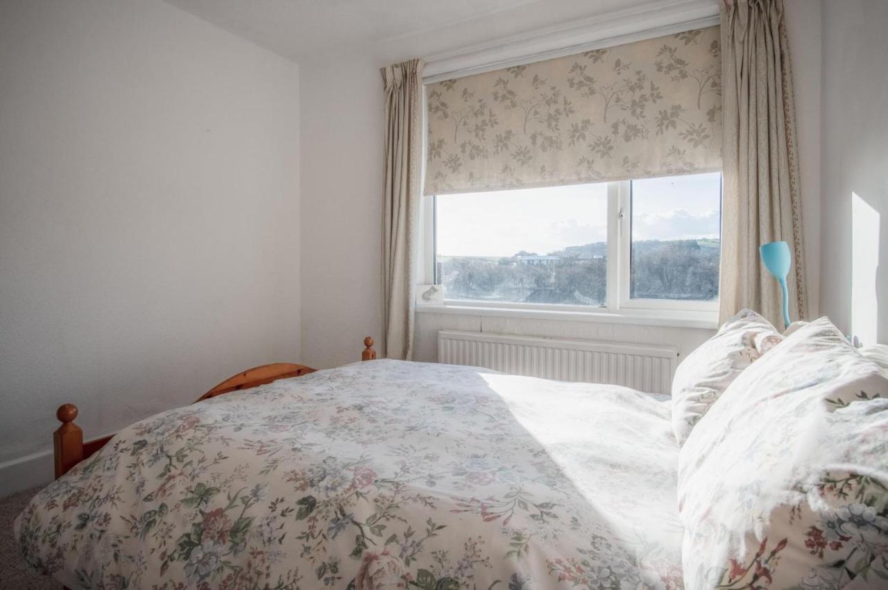 Maytree Cottage - 4 Bedroom Holiday Home - Tenby Kültér fotó