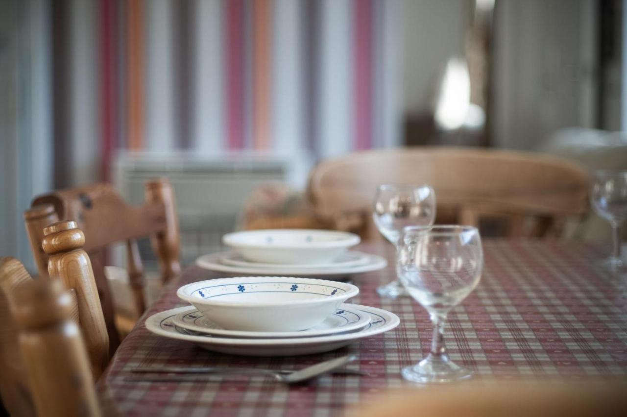 Maytree Cottage - 4 Bedroom Holiday Home - Tenby Kültér fotó